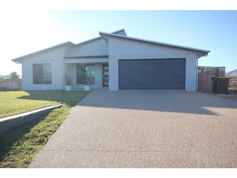 43 Sanctum Drive, Mount Low QLD 4818