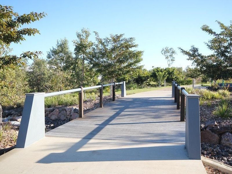 43 Sanctum Drive, Mount Low QLD 4818