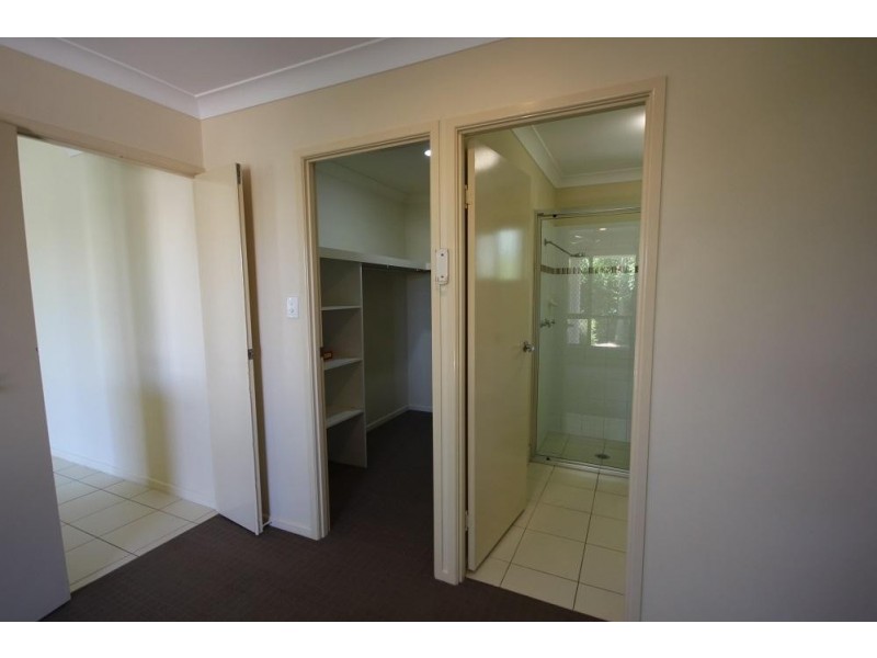 24 Kinnardy Street, Burdell QLD 4818