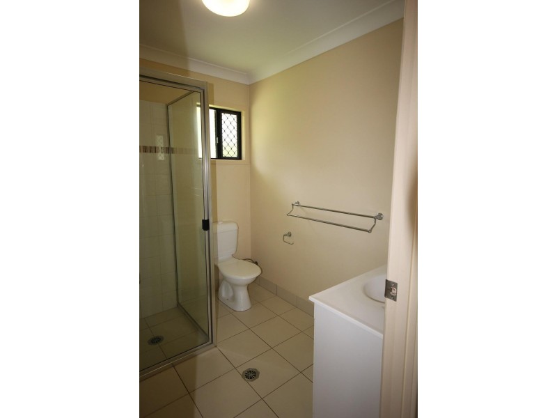 24 Kinnardy Street, Burdell QLD 4818