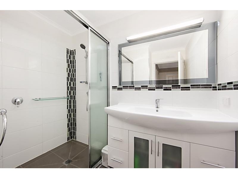 130 Miles Avenue, Kelso QLD 4815