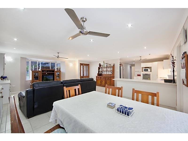 130 Miles Avenue, Kelso QLD 4815