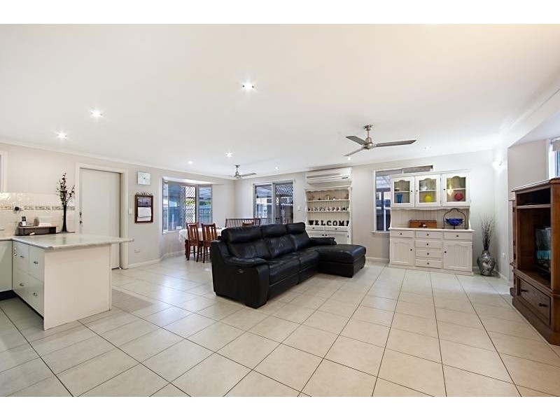 130 Miles Avenue, Kelso QLD 4815