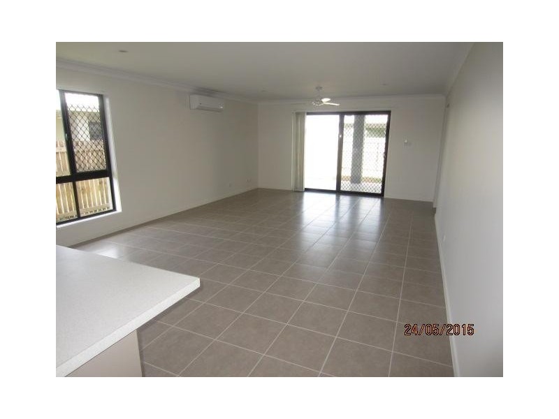 8A Catho Avenue, Mount Low QLD 4818