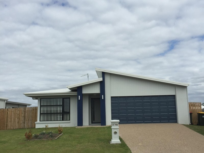 4 Catho Avenue, Mount Low QLD 4818