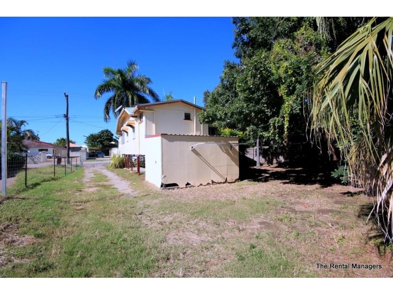 41 Ford Street, Hermit Park QLD 4812