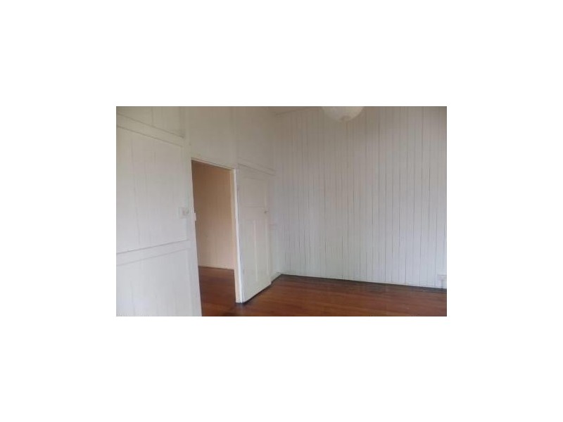 41 Ford Street, Hermit Park QLD 4812