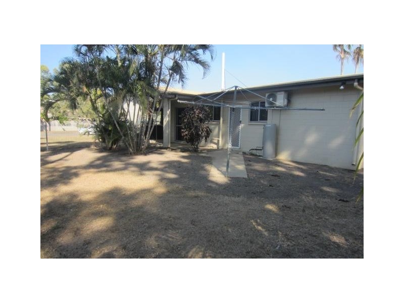 11 Karina Court, Rasmussen QLD 4815