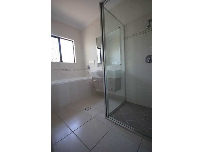 14 Margarita Court, Bushland Beach QLD 4818