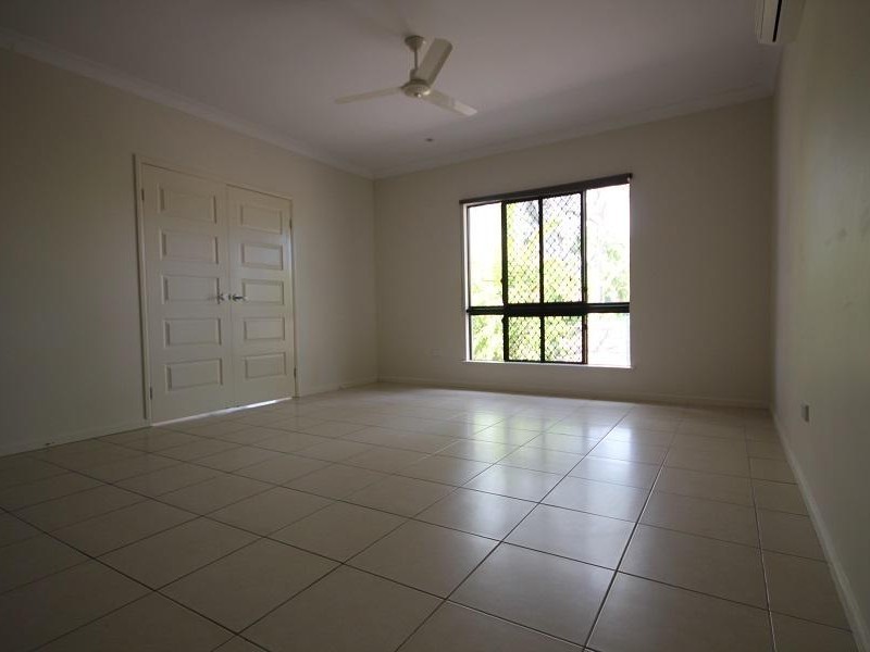 14 Margarita Court, Bushland Beach QLD 4818