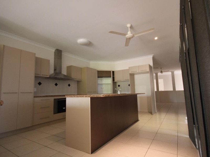 14 Margarita Court, Bushland Beach QLD 4818