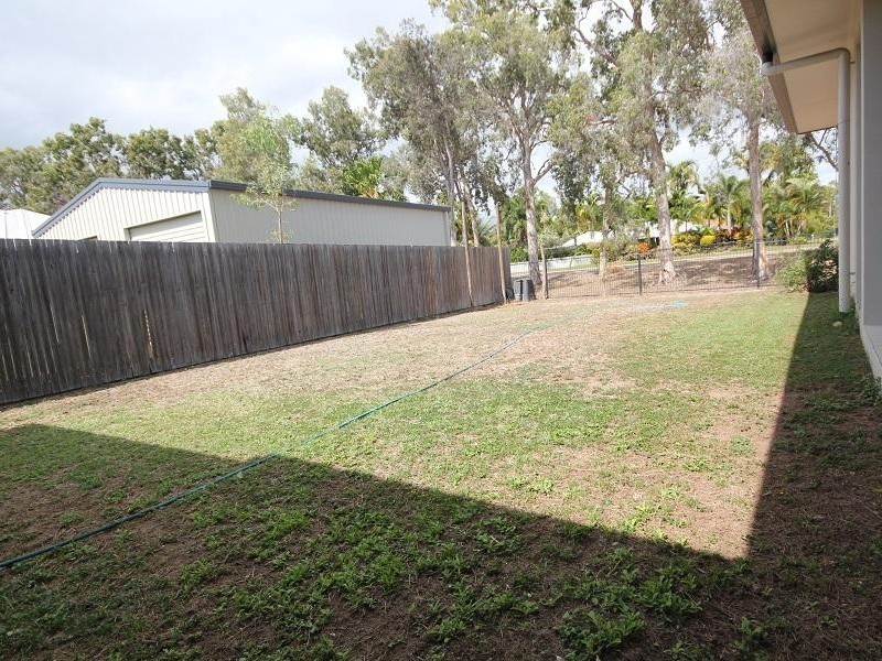 14 Margarita Court, Bushland Beach QLD 4818