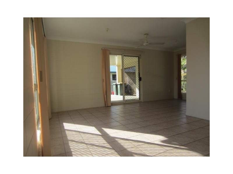 15 Luke Court, Bushland Beach QLD 4818