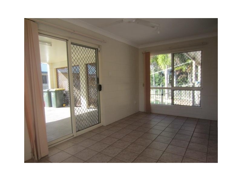 15 Luke Court, Bushland Beach QLD 4818