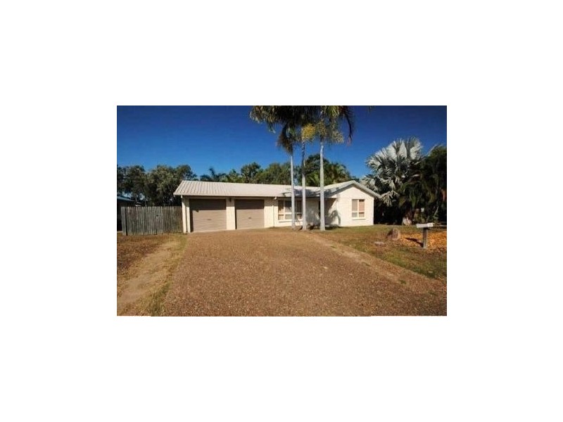 15 Luke Court, Bushland Beach QLD 4818