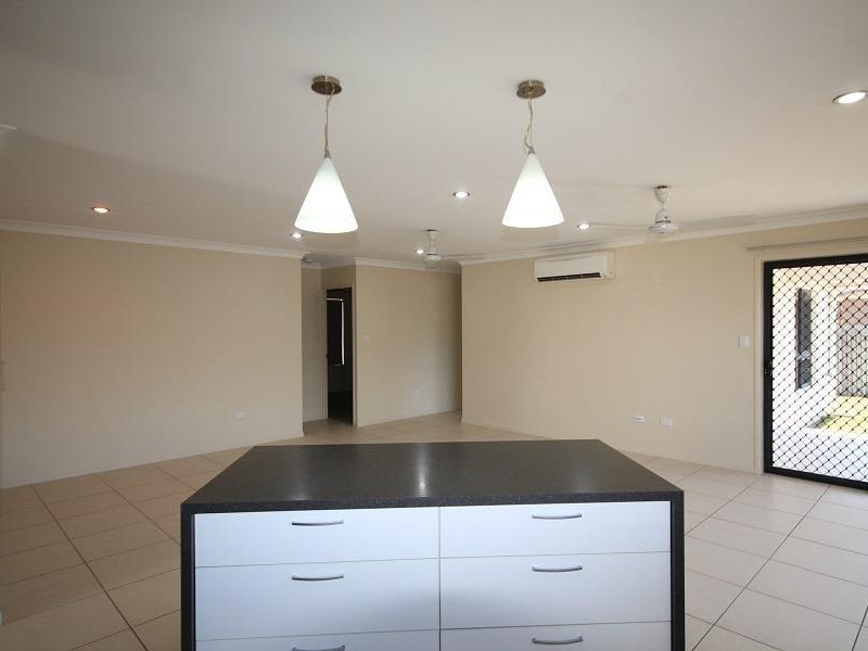 16 Trigger Court, Mount Louisa QLD 4814