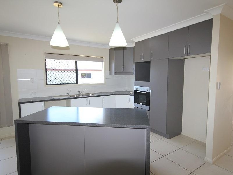 16 Trigger Court, Mount Louisa QLD 4814