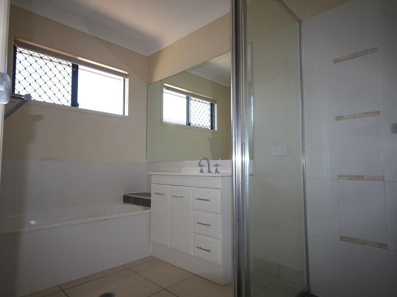 Mount Louisa QLD 4814