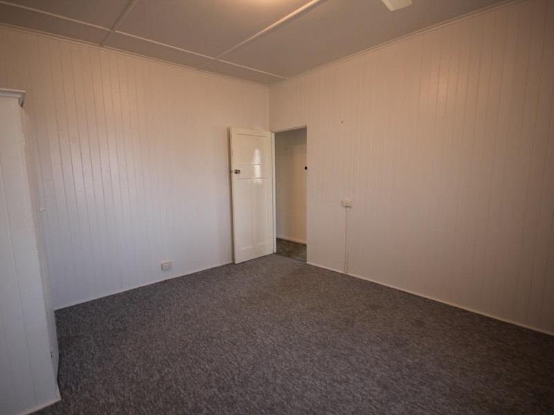 31 Peel Street, Garbutt QLD 4814