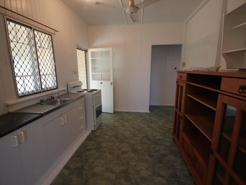 31 Peel Street, Garbutt QLD 4814