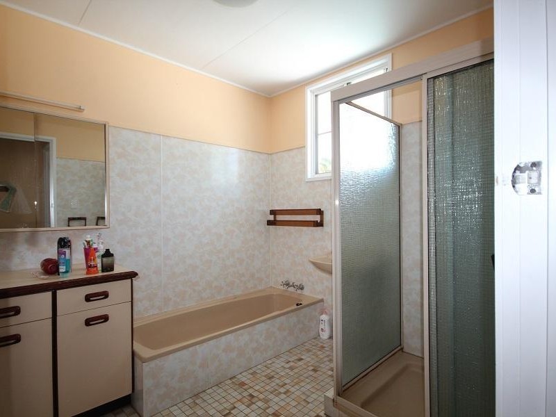 11 Tapiolas Avenue, Kirwan QLD 4817