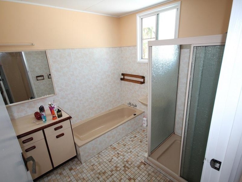 11 Tapiolas Avenue, Kirwan QLD 4817