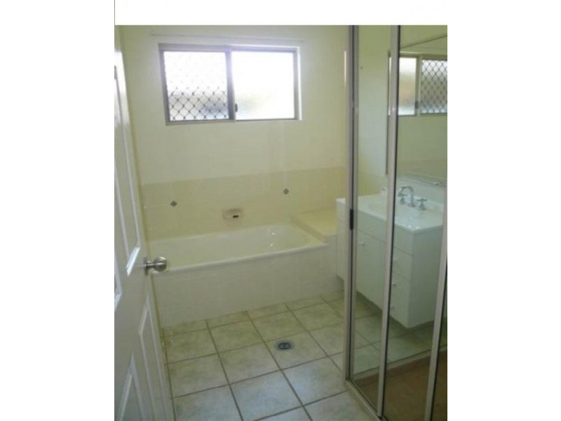 11 Damson Court, Douglas QLD 4814