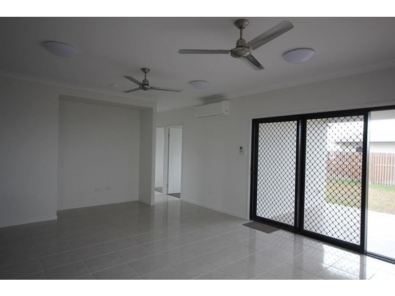 73 Sunhaven Boulevard, Burdell QLD 4818