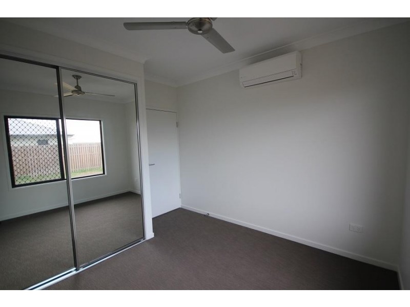 73 Sunhaven Boulevard, Burdell QLD 4818