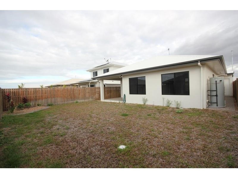 73 Sunhaven Boulevard, Burdell QLD 4818