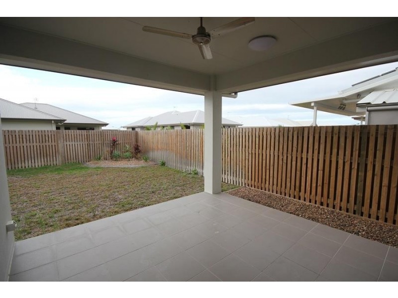 73 Sunhaven Boulevard, Burdell QLD 4818