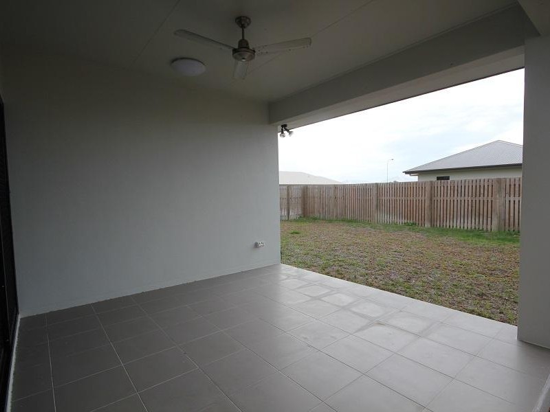 73 Sunhaven Boulevard, Burdell QLD 4818