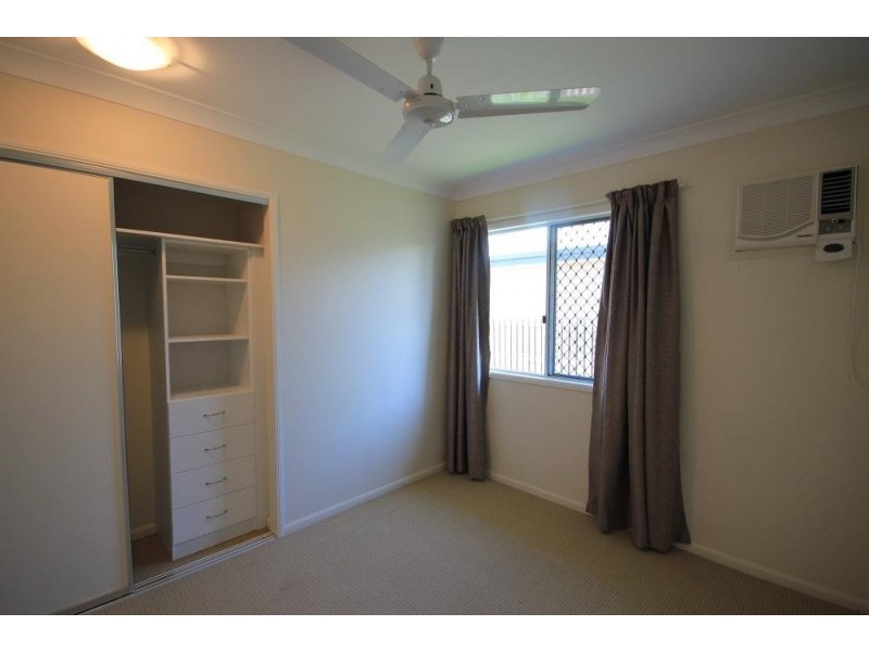 10 Spencer Avenue, Kirwan QLD 4817