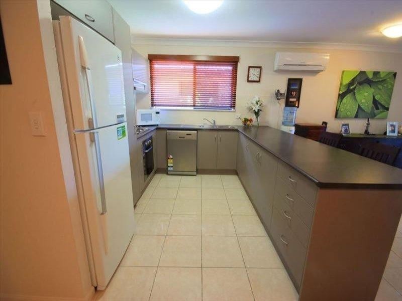 7 Littabella Place, Bushland Beach QLD 4818