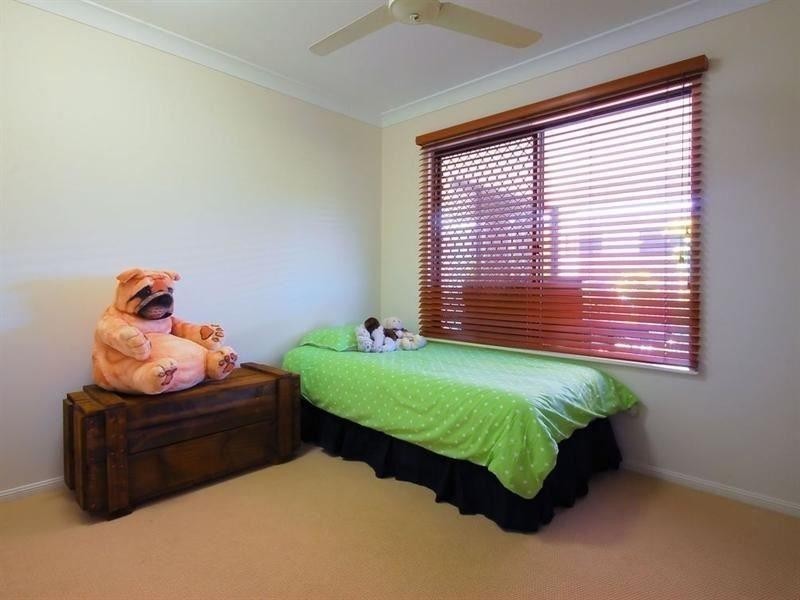 7 Littabella Place, Bushland Beach QLD 4818