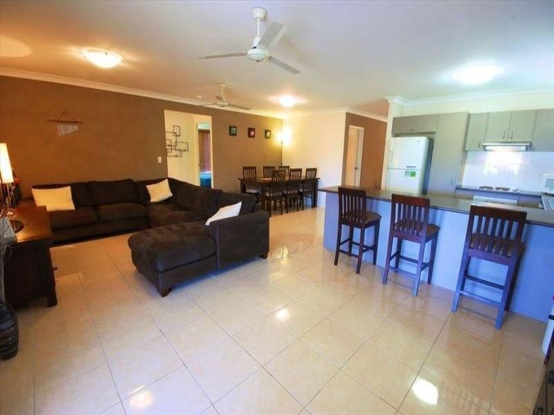 7 Littabella Place, Bushland Beach QLD 4818