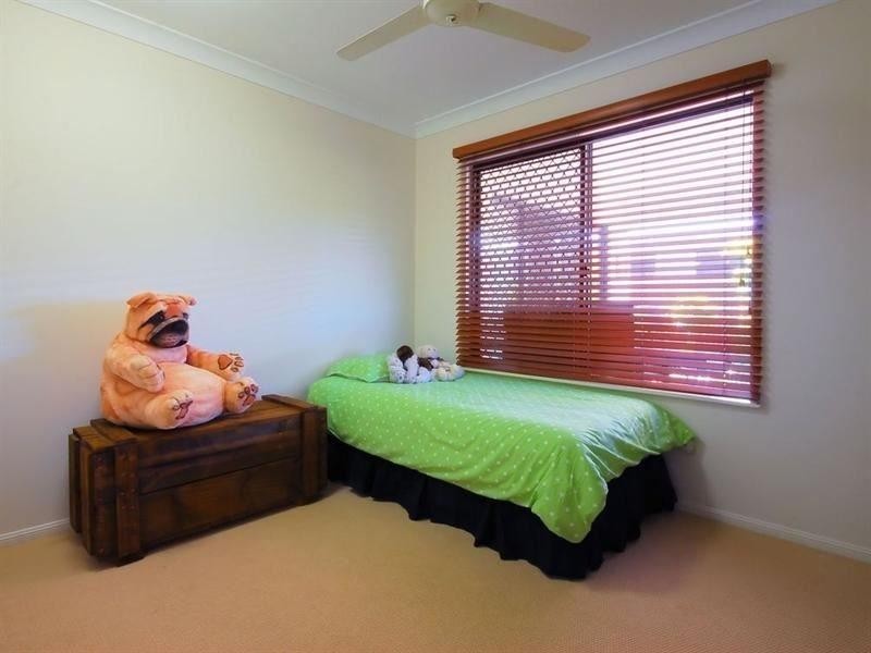 7 Littabella Place, Bushland Beach QLD 4818