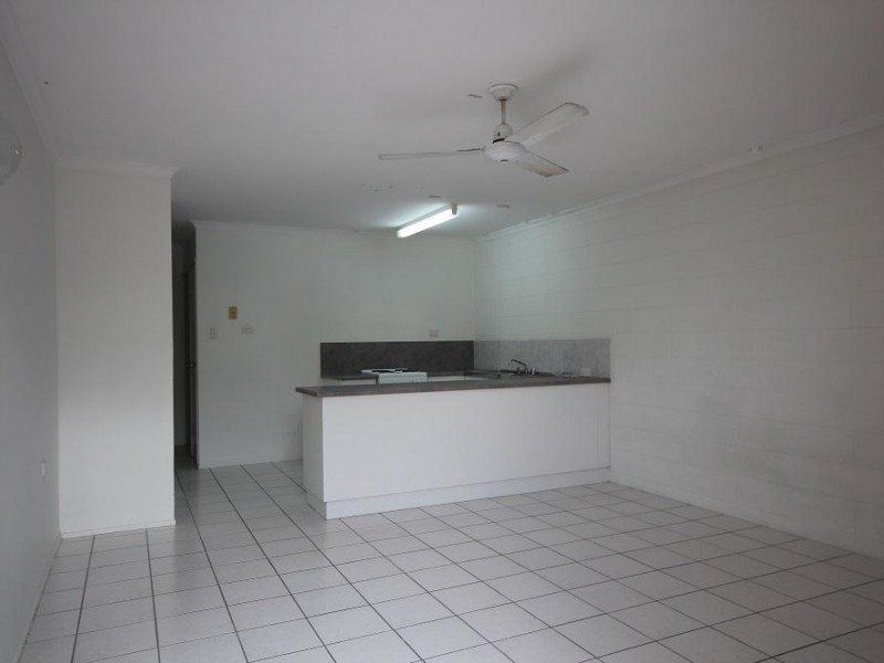 4/22 Roberts Street, Hermit Park QLD 4812