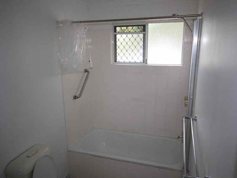 4/22 Roberts Street, Hermit Park QLD 4812