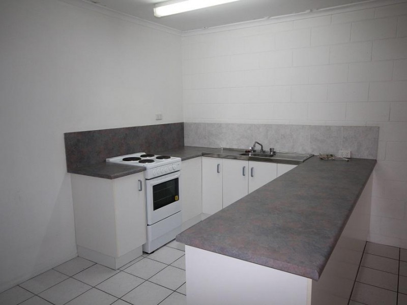 4/22 Roberts Street, Hermit Park QLD 4812