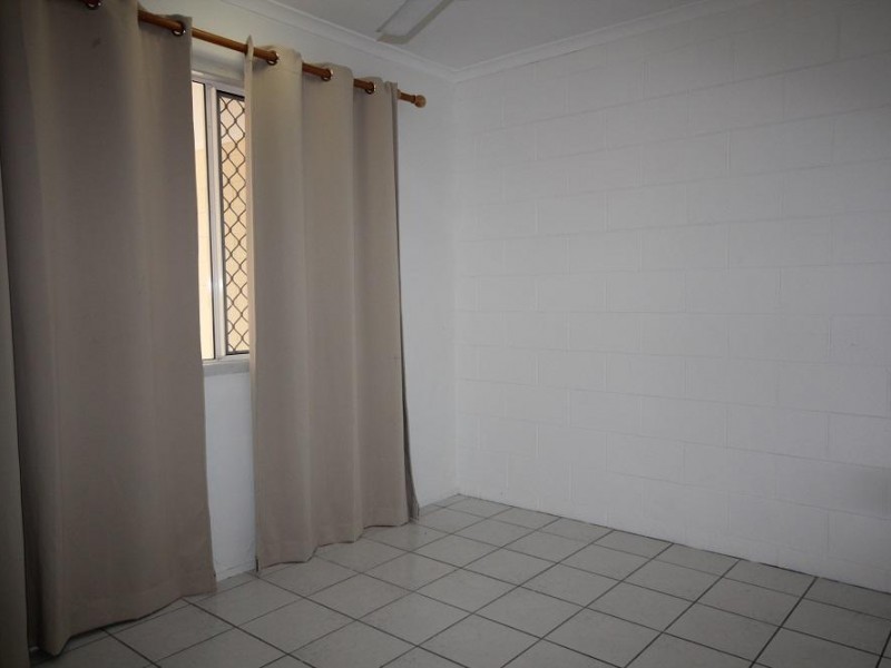 4/22 Roberts Street, Hermit Park QLD 4812