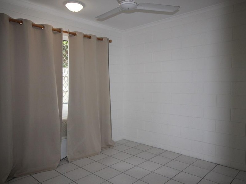 4/22 Roberts Street, Hermit Park QLD 4812