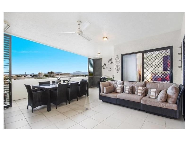 202/3 Melton Terrace, Townsville City QLD 4810