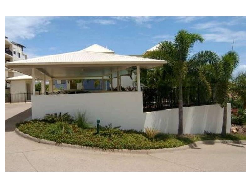 202/3 Melton Terrace, Townsville City QLD 4810