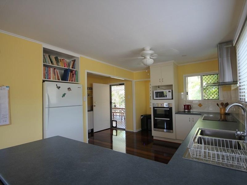 25 Buna Avenue, Mundingburra QLD 4812