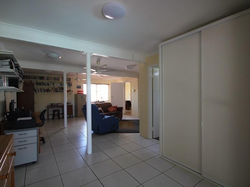 25 Buna Avenue, Mundingburra QLD 4812