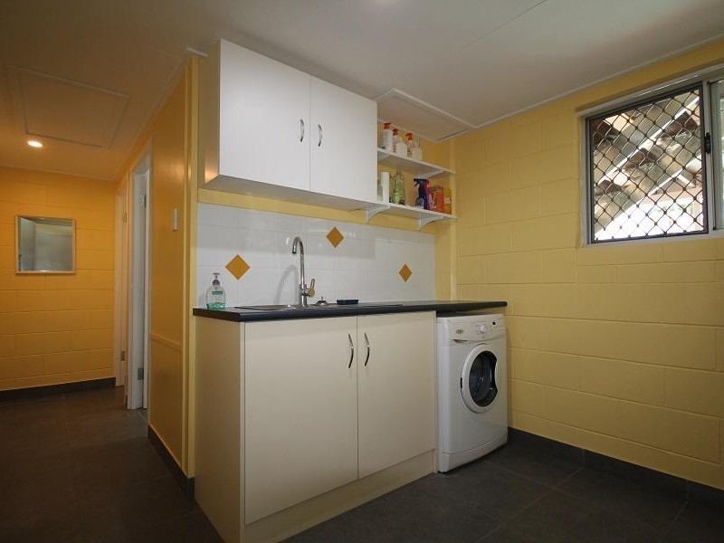 25 Buna Avenue, Mundingburra QLD 4812