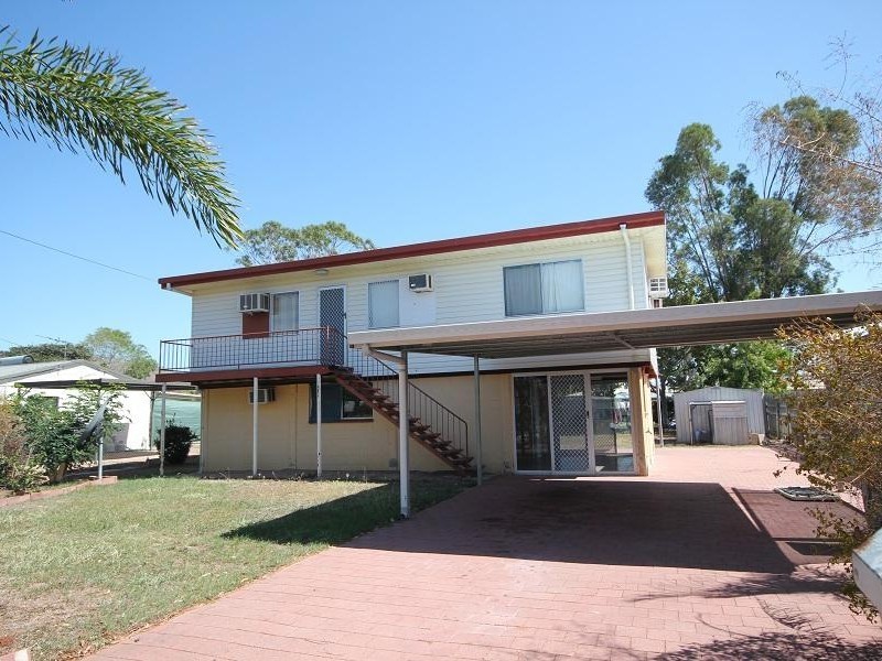 20 Champagne Crescent, Kelso QLD 4815