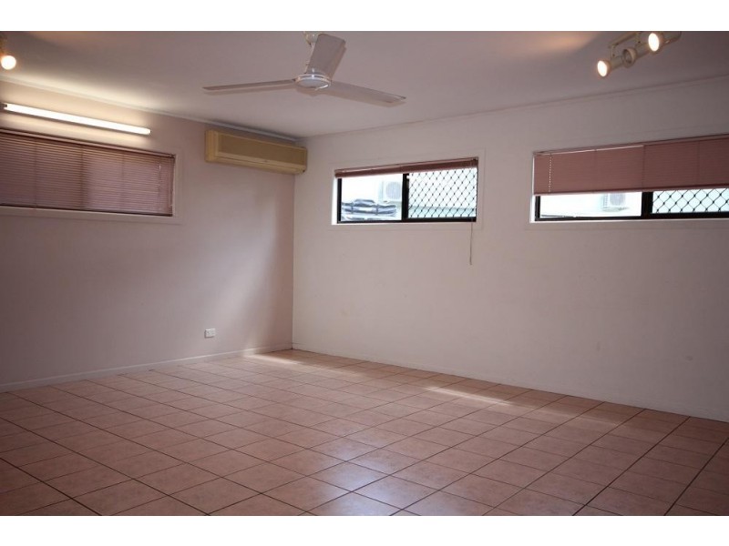 5 Bedarra Avenue, Kirwan QLD 4817