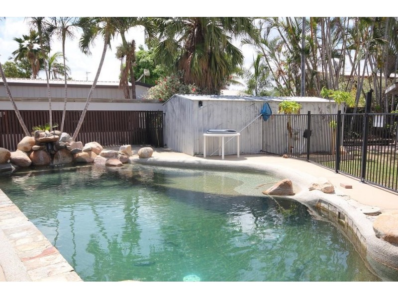 5 Bedarra Avenue, Kirwan QLD 4817